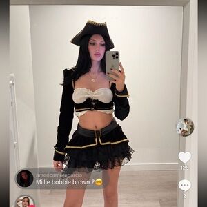 Dollskill Halloween Black and Gold Pirate Costume